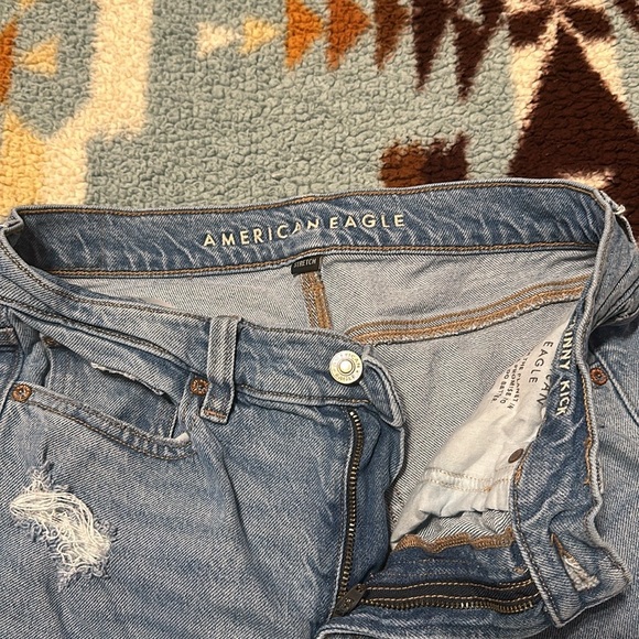 American Eagle 90’s low rise skinny kick jeans!! - Picture 5 of 8